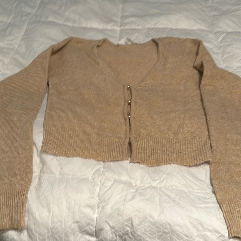Aster cardigan sweater pearl buttons size large